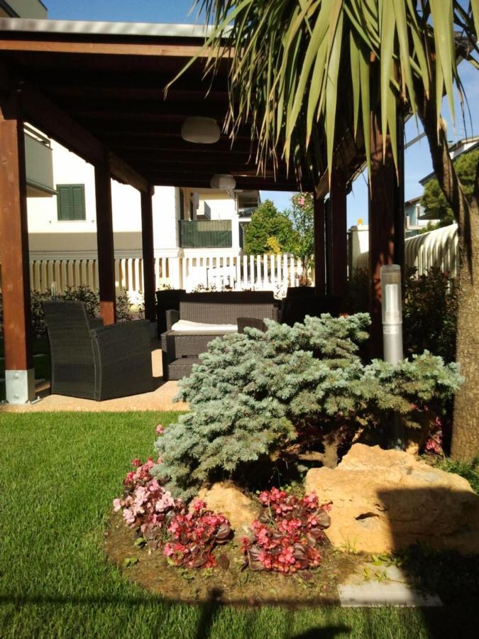 Acquamarina B&B Martinsicuro Eksteriør bilde